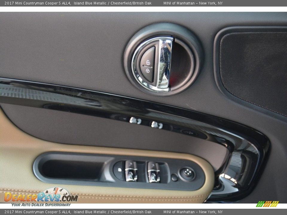 Controls of 2017 Mini Countryman Cooper S ALL4 Photo #7