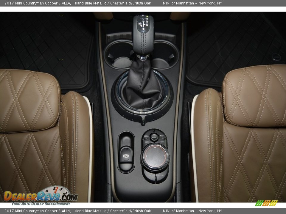 Controls of 2017 Mini Countryman Cooper S ALL4 Photo #18