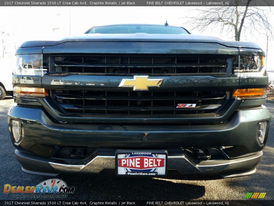 2017 Chevrolet Silverado 1500 LT Crew Cab 4x4 Graphite Metallic / Jet Black Photo #2