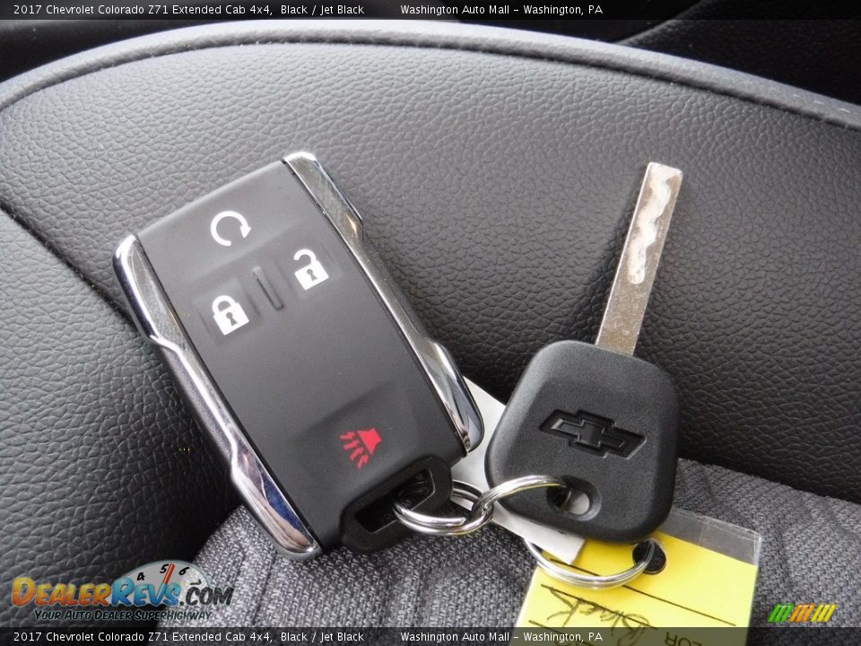 Keys of 2017 Chevrolet Colorado Z71 Extended Cab 4x4 Photo #28