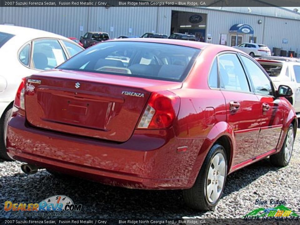 2007 Suzuki Forenza Sedan Fusion Red Metallic / Grey Photo #3