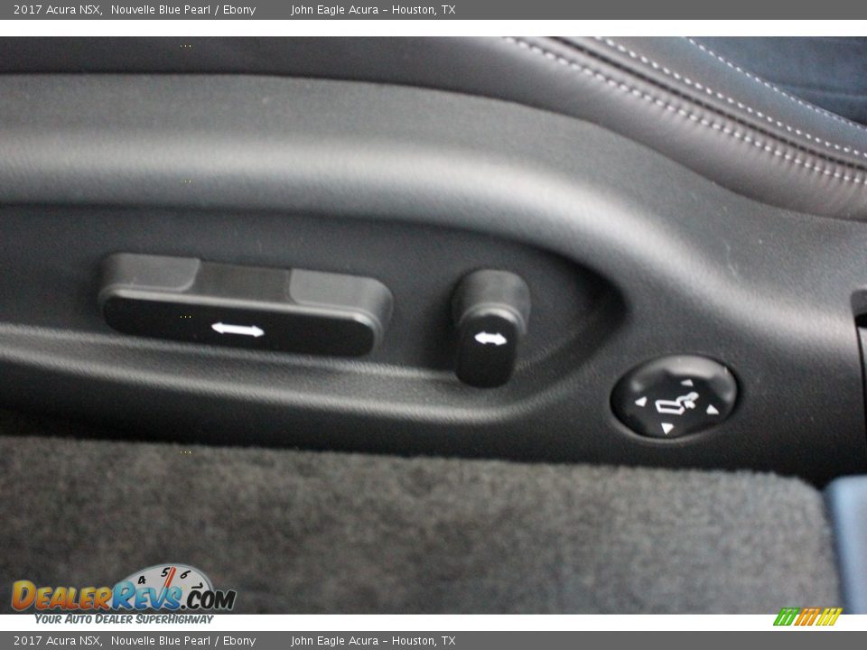 Controls of 2017 Acura NSX  Photo #12