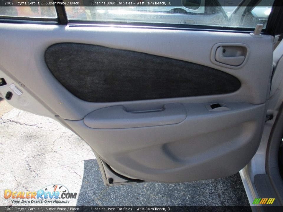 2002 Toyota Corolla S Super White / Black Photo #12