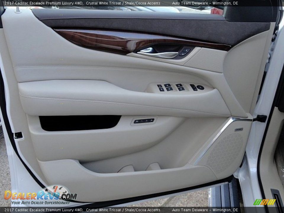 2017 Cadillac Escalade Premium Luxury 4WD Crystal White Tricoat / Shale/Cocoa Accents Photo #11