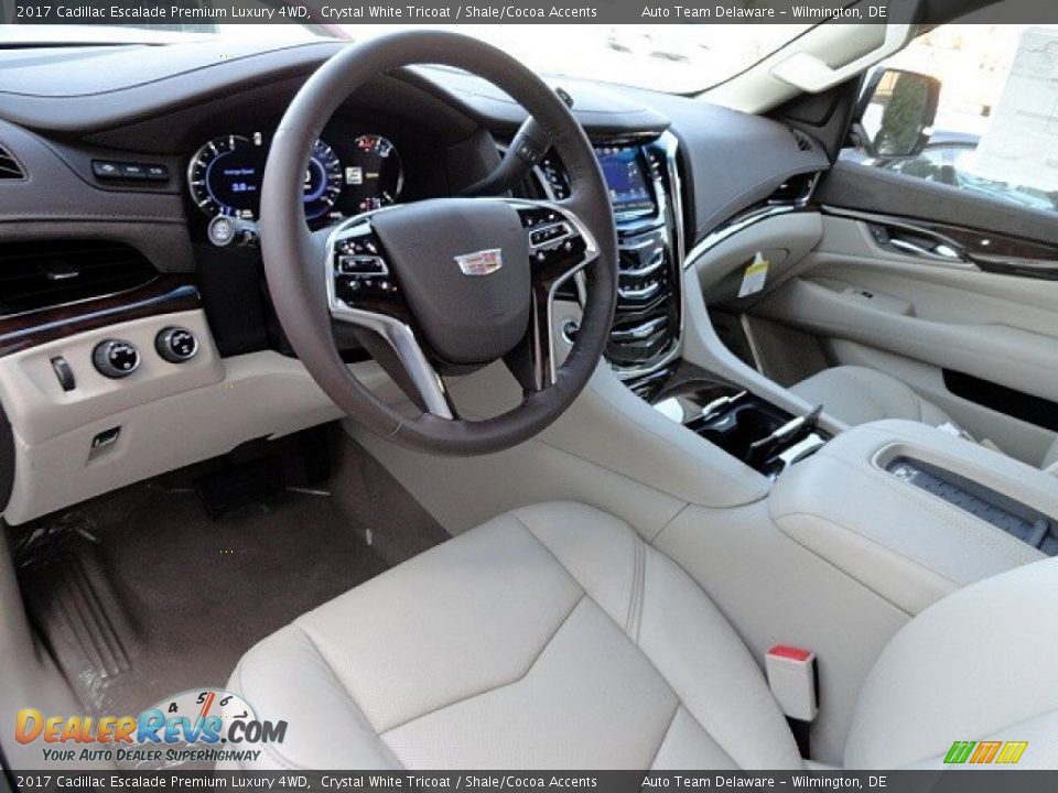 2017 Cadillac Escalade Premium Luxury 4WD Crystal White Tricoat / Shale/Cocoa Accents Photo #16