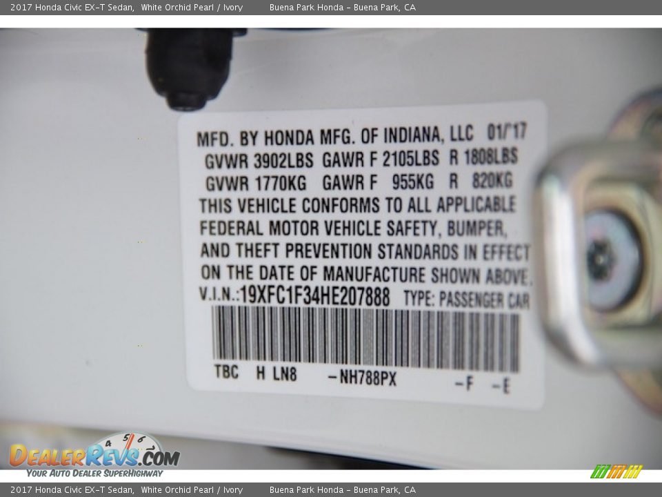 2017 Honda Civic EX-T Sedan White Orchid Pearl / Ivory Photo #18