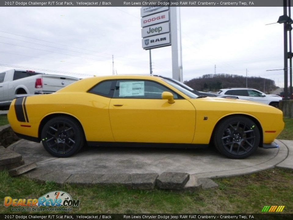 YellowJacket 2017 Dodge Challenger R/T Scat Pack Photo #3