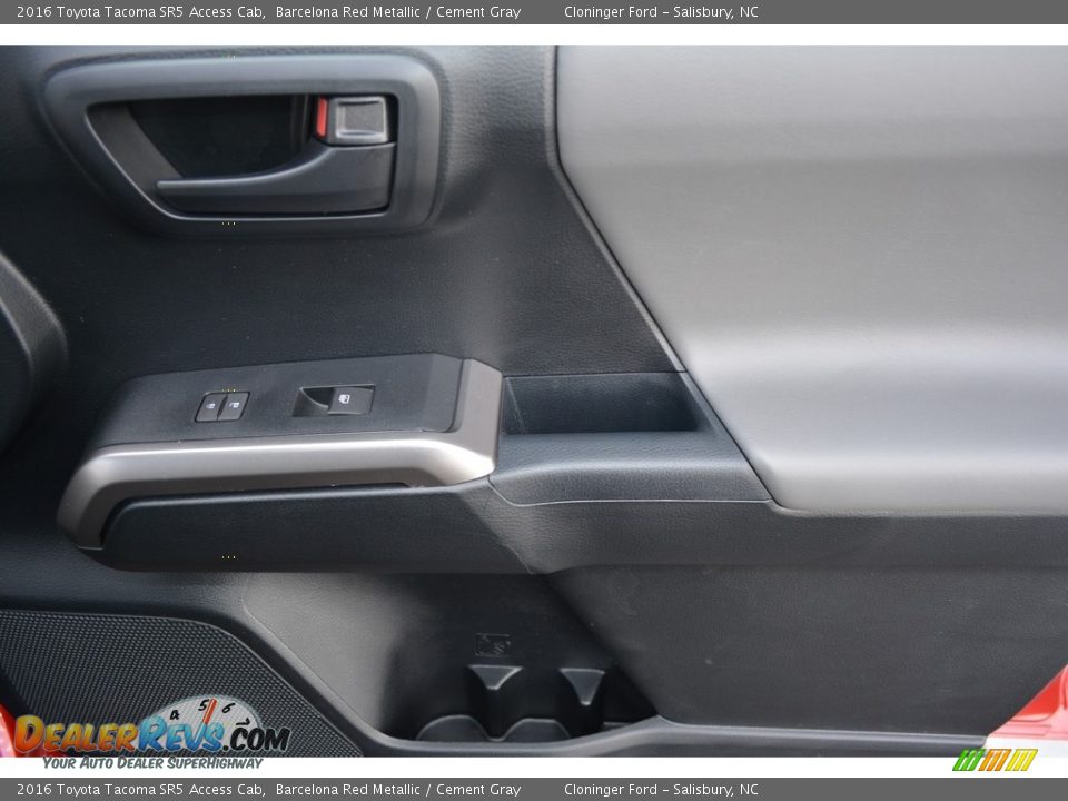 2016 Toyota Tacoma SR5 Access Cab Barcelona Red Metallic / Cement Gray Photo #13