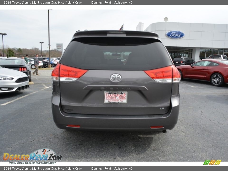 2014 Toyota Sienna LE Predawn Gray Mica / Light Gray Photo #4