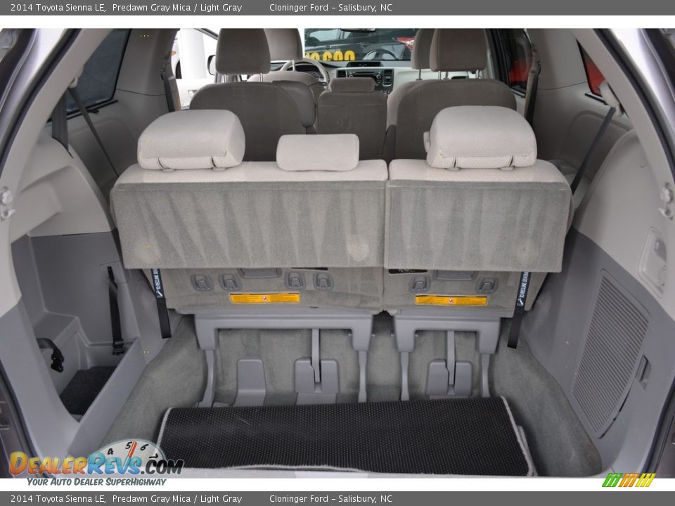 2014 Toyota Sienna LE Predawn Gray Mica / Light Gray Photo #12