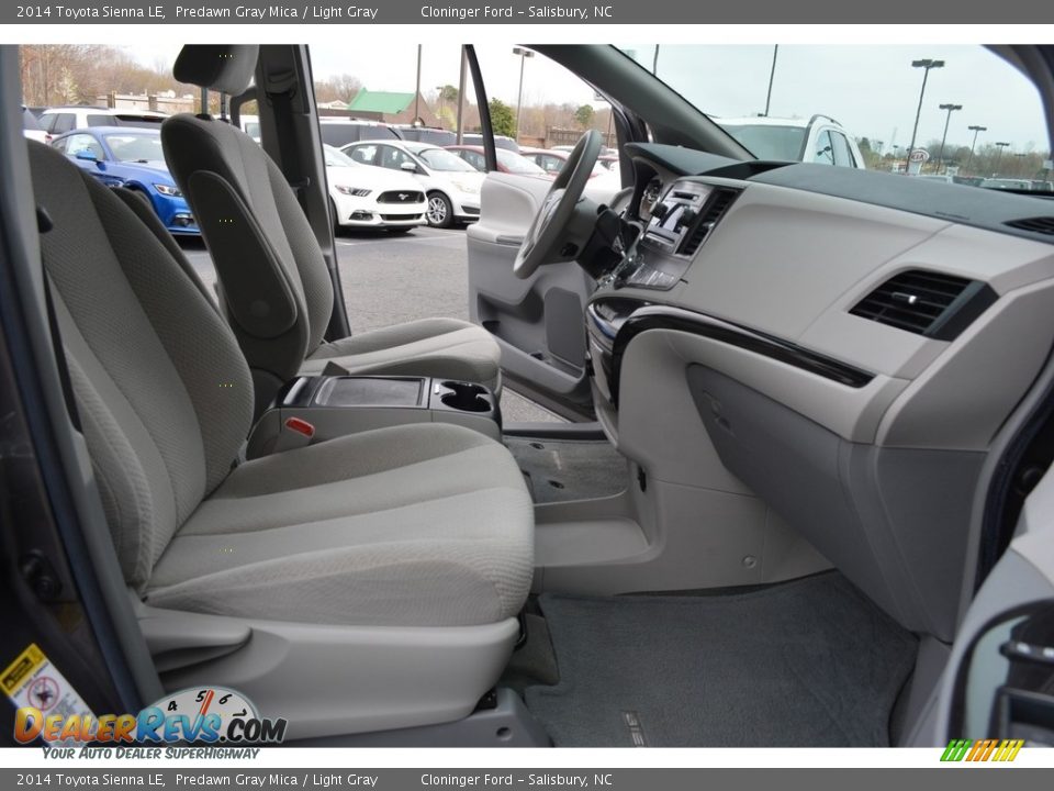 2014 Toyota Sienna LE Predawn Gray Mica / Light Gray Photo #15