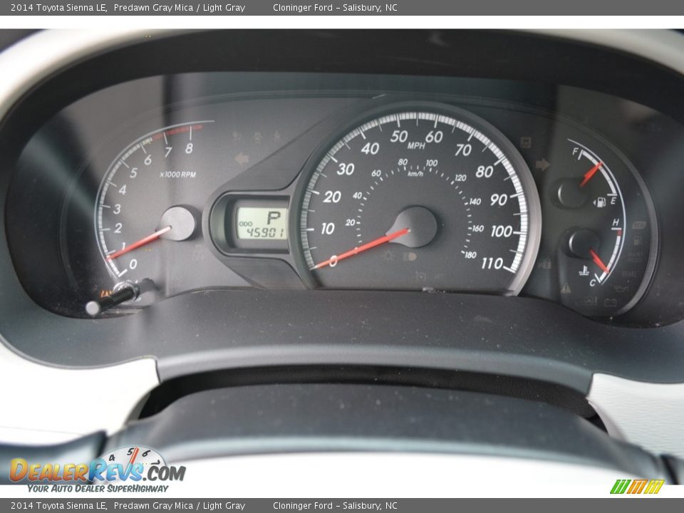 2014 Toyota Sienna LE Predawn Gray Mica / Light Gray Photo #23