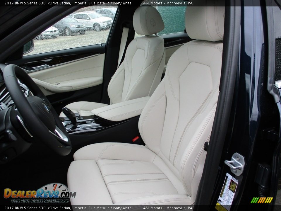 Front Seat of 2017 BMW 5 Series 530i xDrive Sedan Photo #12
