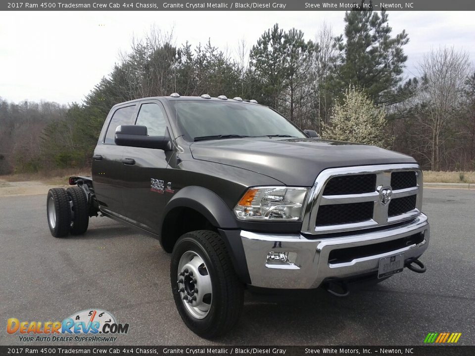 2017 Ram 4500 Tradesman Crew Cab 4x4 Chassis Granite Crystal Metallic / Black/Diesel Gray Photo #4