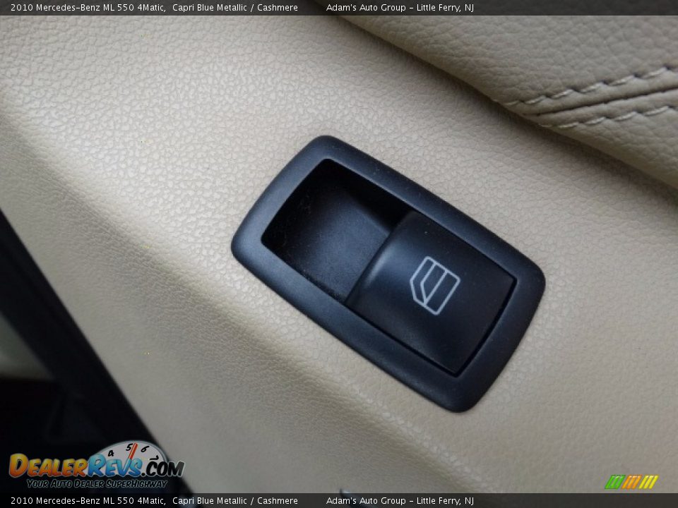 2010 Mercedes-Benz ML 550 4Matic Capri Blue Metallic / Cashmere Photo #17