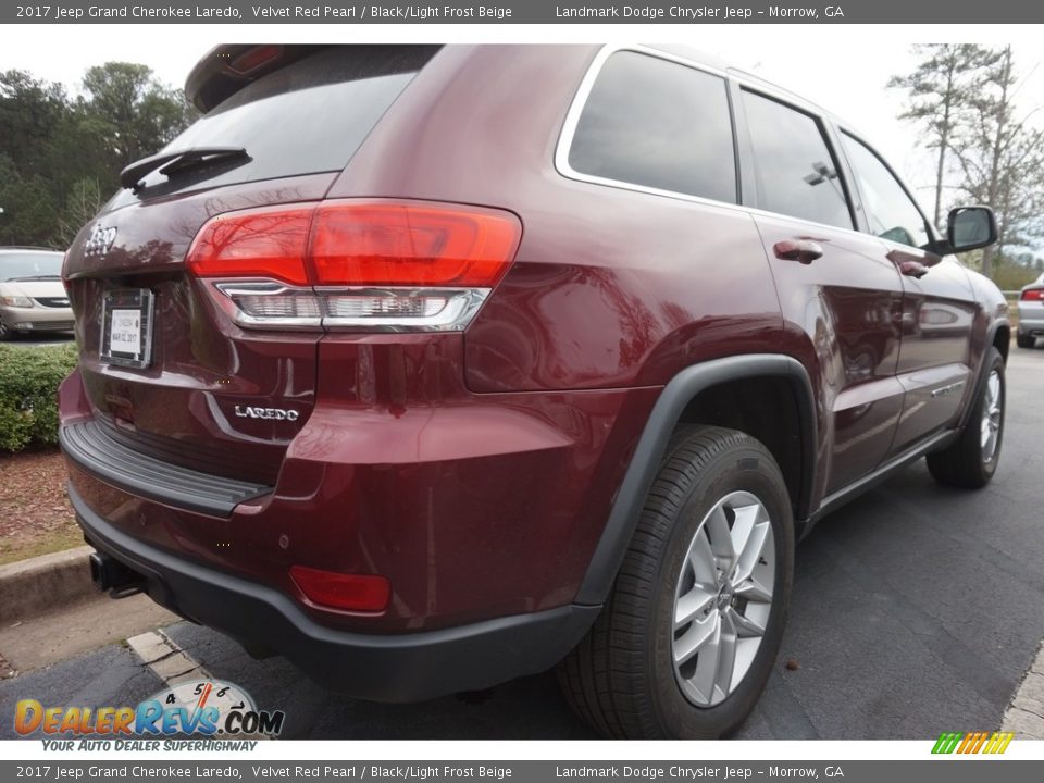 2017 Jeep Grand Cherokee Laredo Velvet Red Pearl / Black/Light Frost Beige Photo #3