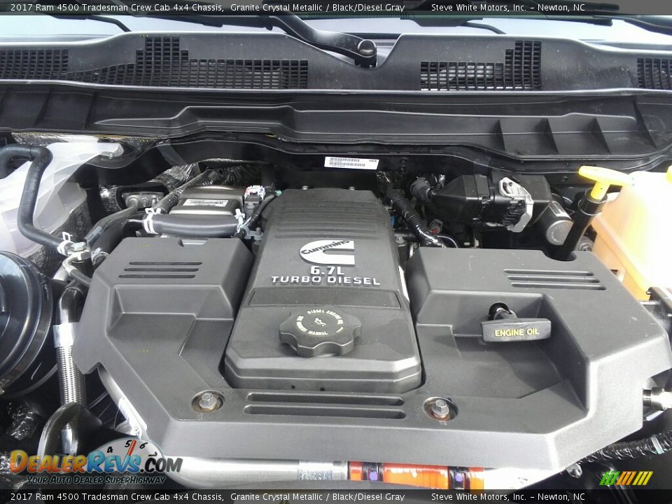 2017 Ram 4500 Tradesman Crew Cab 4x4 Chassis 6.7 Liter OHV 24-Valve Cummins Turbo-Diesel Inline 6 Cylinder Engine Photo #23
