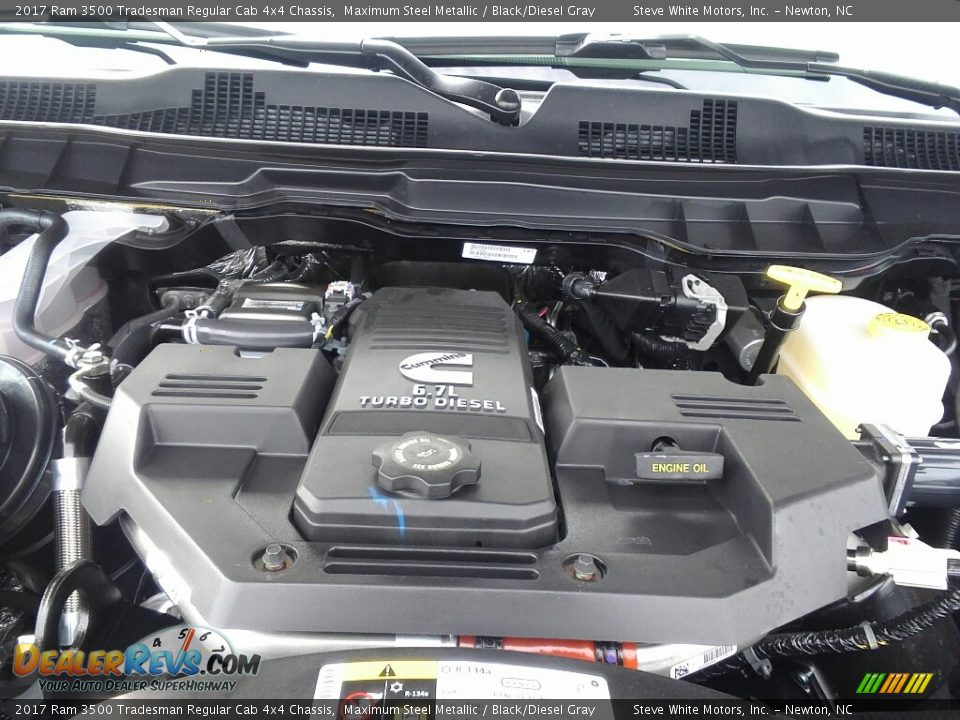 2017 Ram 3500 Tradesman Regular Cab 4x4 Chassis 6.7 Liter OHV 24-Valve Cummins Turbo-Diesel Inline 6 Cylinder Engine Photo #20