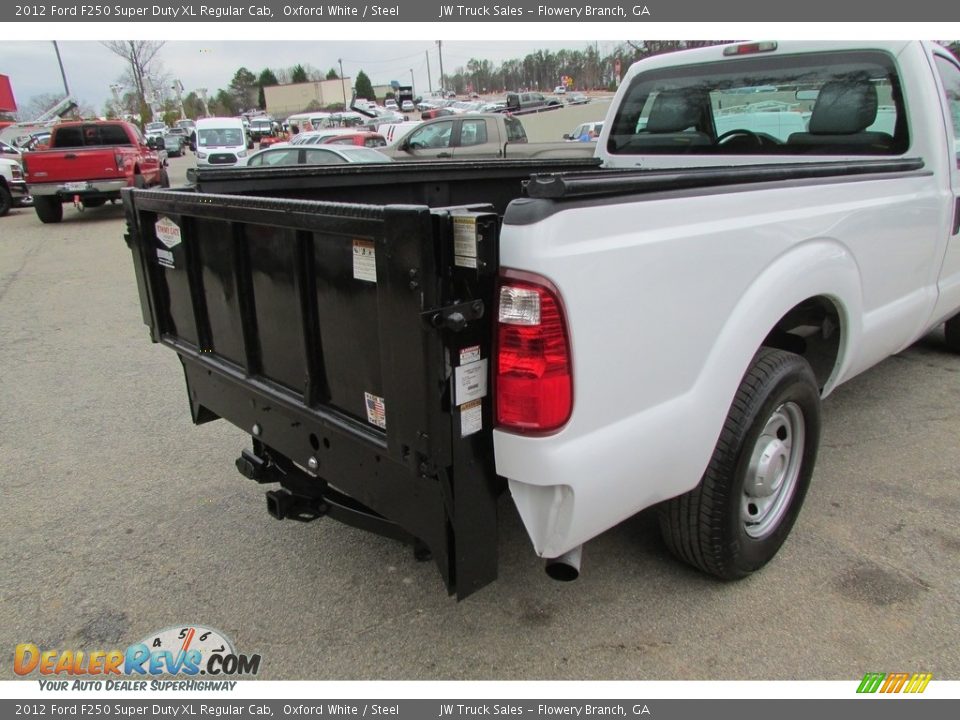 2012 Ford F250 Super Duty XL Regular Cab Oxford White / Steel Photo #32