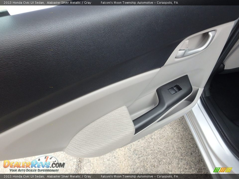 2013 Honda Civic LX Sedan Alabaster Silver Metallic / Gray Photo #18