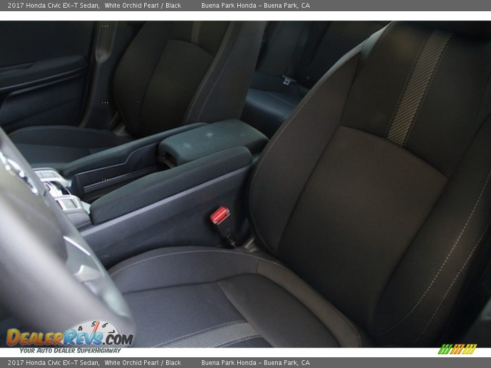 2017 Honda Civic EX-T Sedan White Orchid Pearl / Black Photo #11