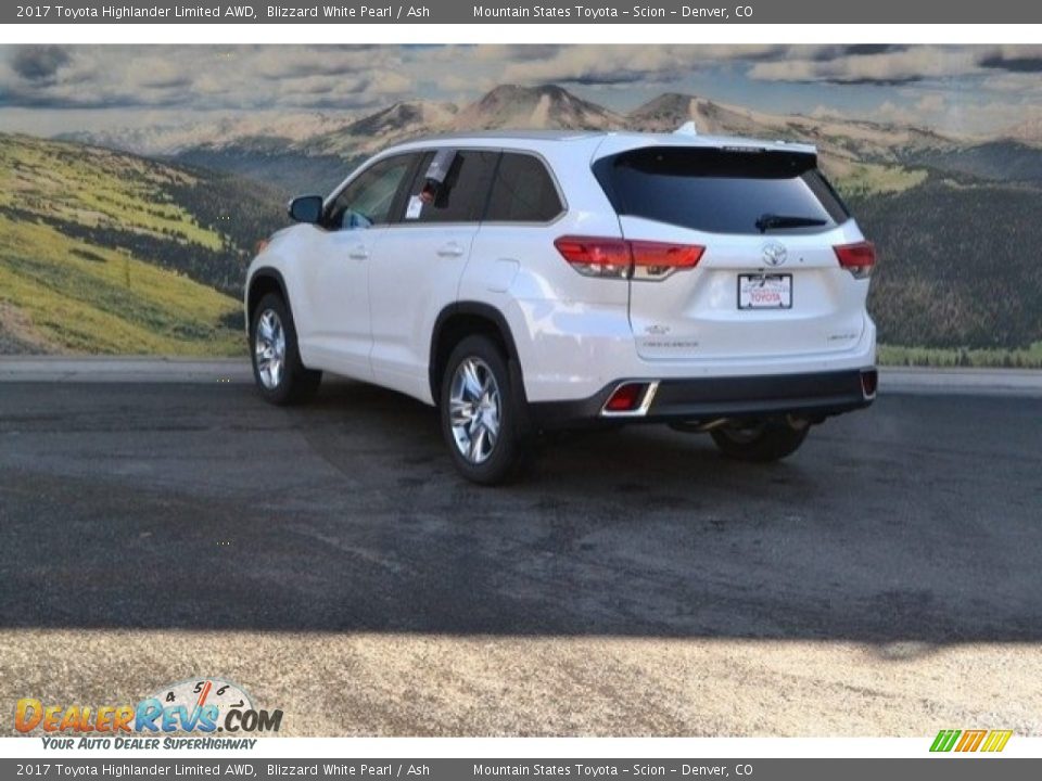 2017 Toyota Highlander Limited AWD Blizzard White Pearl / Ash Photo #3