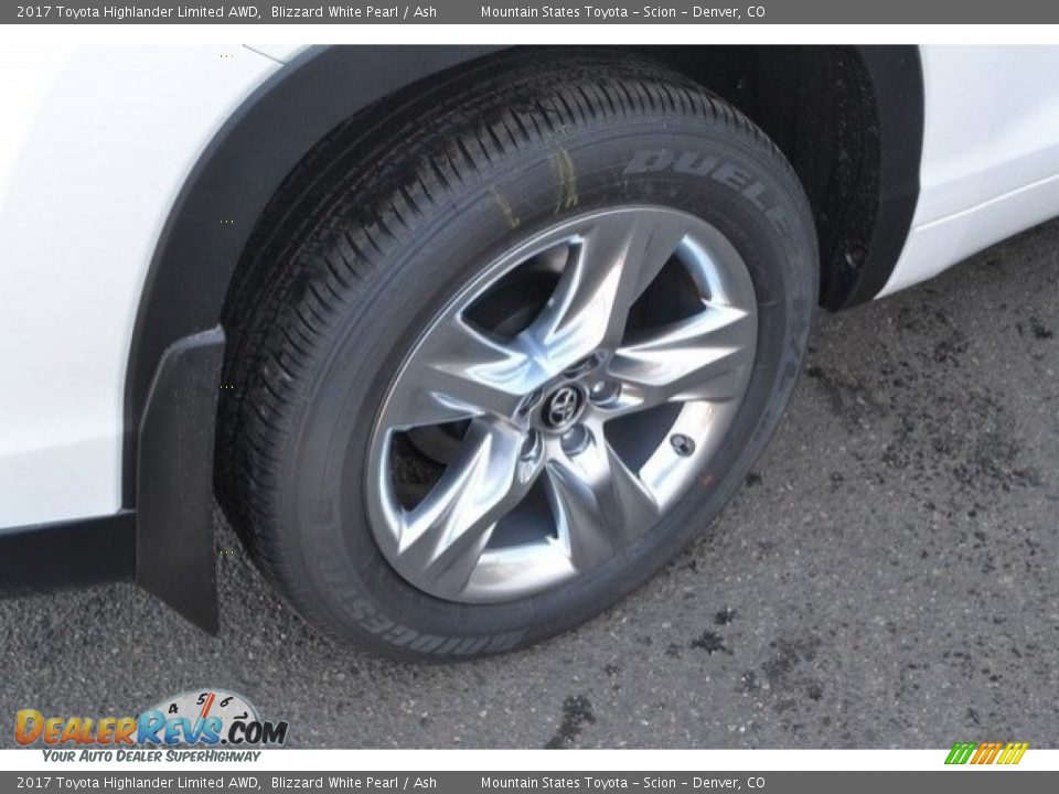 2017 Toyota Highlander Limited AWD Blizzard White Pearl / Ash Photo #10