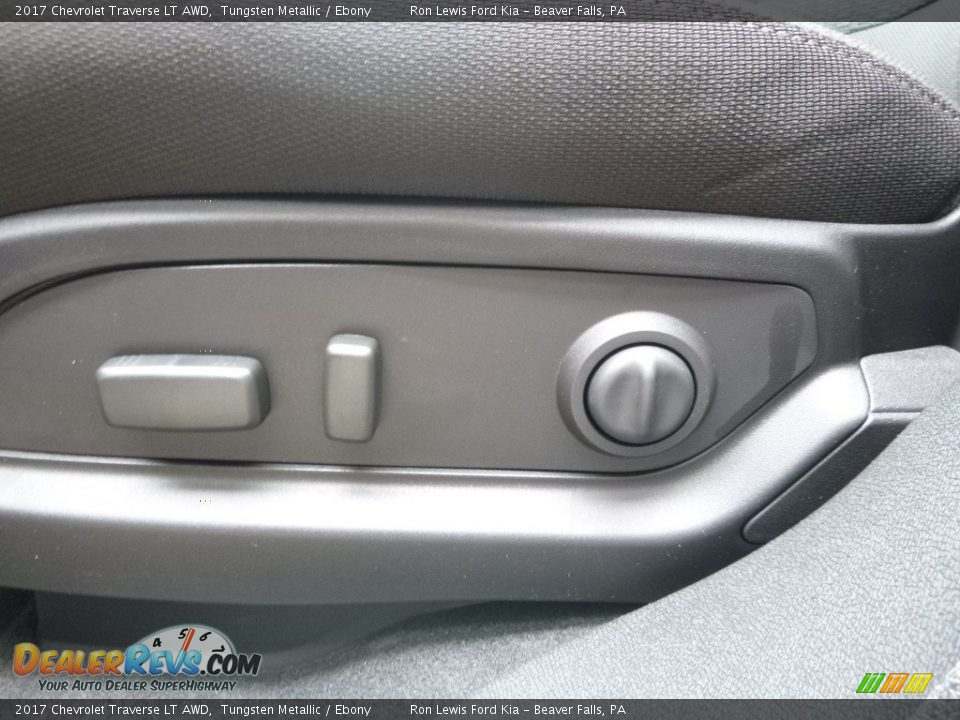2017 Chevrolet Traverse LT AWD Tungsten Metallic / Ebony Photo #16