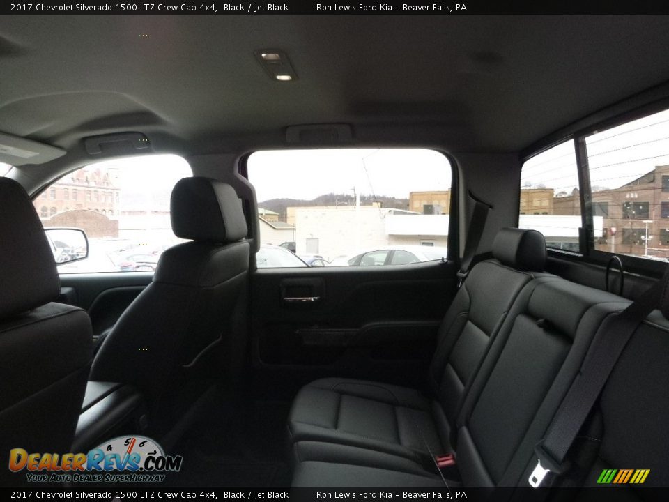 2017 Chevrolet Silverado 1500 LTZ Crew Cab 4x4 Black / Jet Black Photo #11