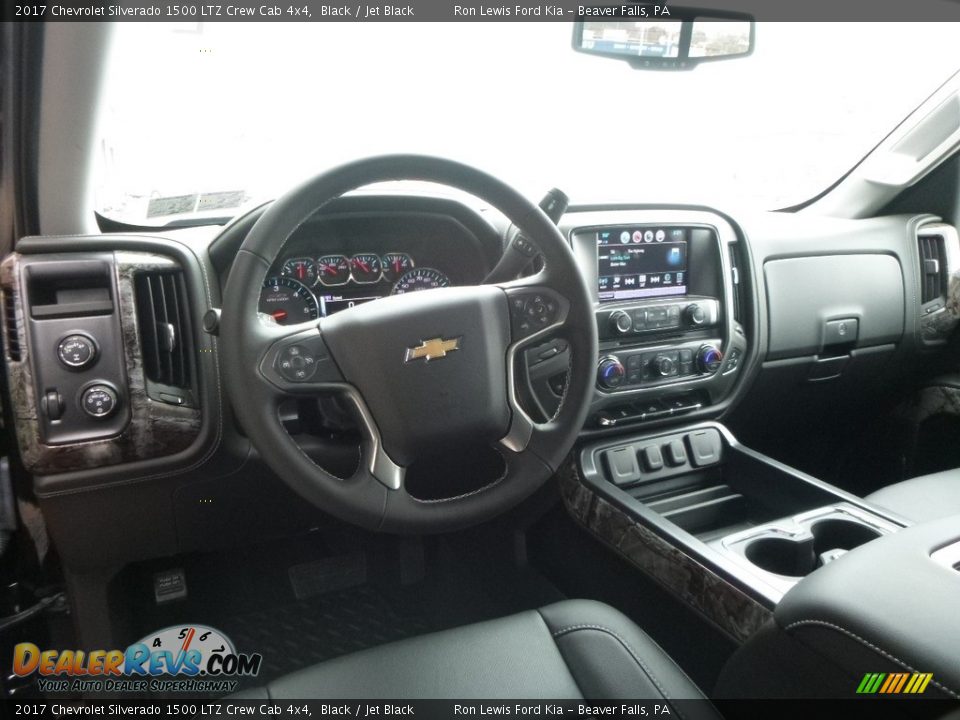 2017 Chevrolet Silverado 1500 LTZ Crew Cab 4x4 Black / Jet Black Photo #12