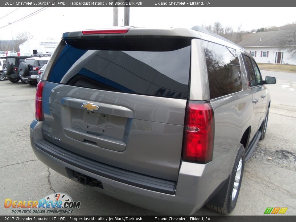 2017 Chevrolet Suburban LT 4WD Pepperdust Metallic / Jet Black/Dark Ash Photo #6