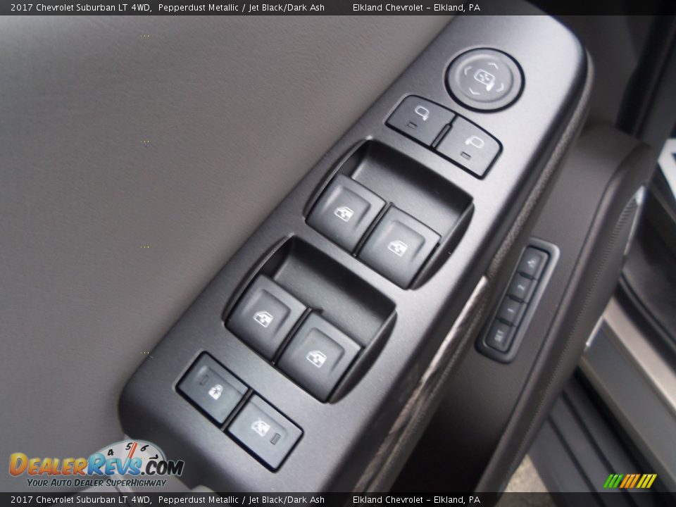 2017 Chevrolet Suburban LT 4WD Pepperdust Metallic / Jet Black/Dark Ash Photo #17