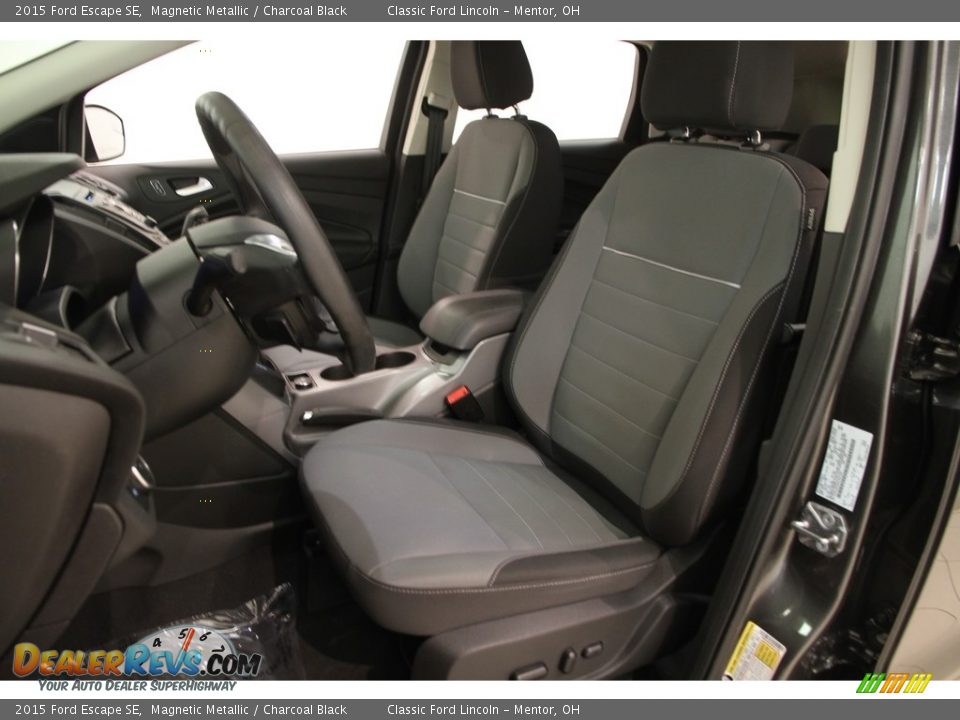 2015 Ford Escape SE Magnetic Metallic / Charcoal Black Photo #5