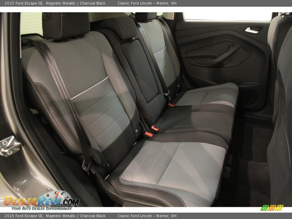 2015 Ford Escape SE Magnetic Metallic / Charcoal Black Photo #13