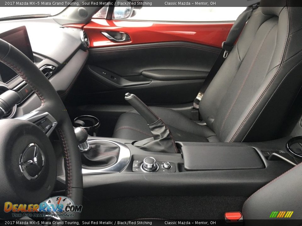 Front Seat of 2017 Mazda MX-5 Miata Grand Touring Photo #3