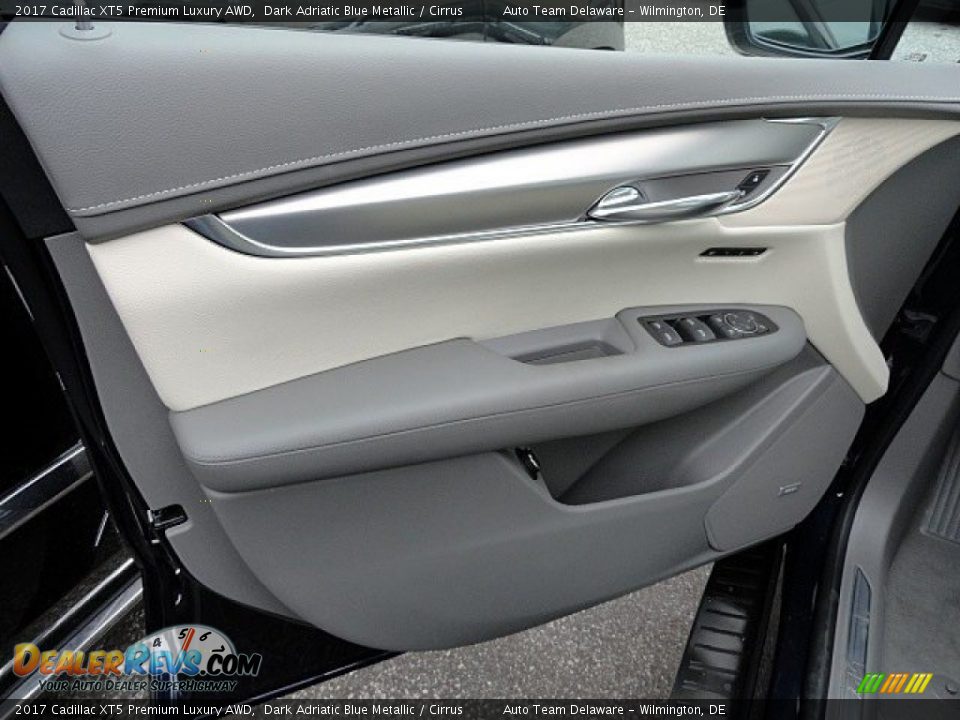 Door Panel of 2017 Cadillac XT5 Premium Luxury AWD Photo #8