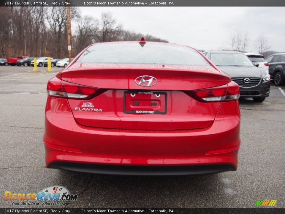 2017 Hyundai Elantra SE Red / Gray Photo #3
