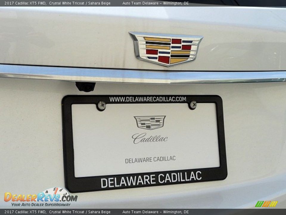 2017 Cadillac XT5 FWD Crystal White Tricoat / Sahara Beige Photo #29