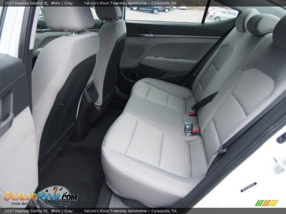 2017 Hyundai Elantra SE White / Gray Photo #5