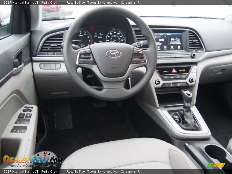2017 Hyundai Elantra SE Red / Gray Photo #6
