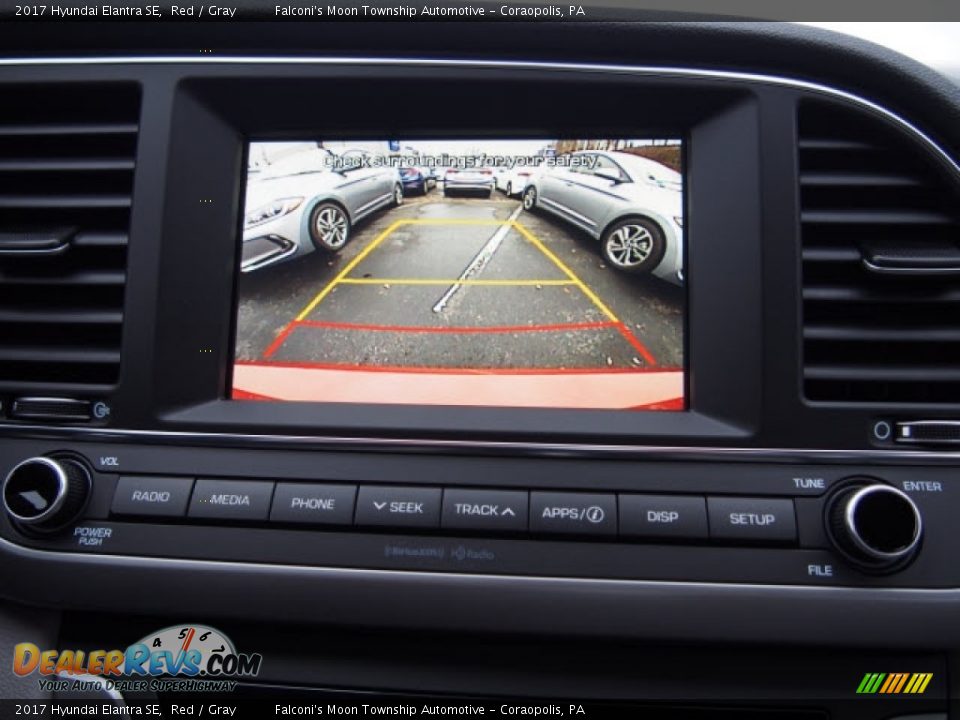 2017 Hyundai Elantra SE Red / Gray Photo #8