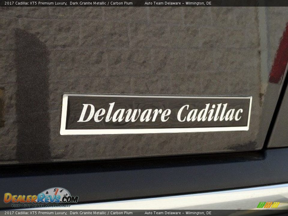 2017 Cadillac XT5 Premium Luxury Dark Granite Metallic / Carbon Plum Photo #32