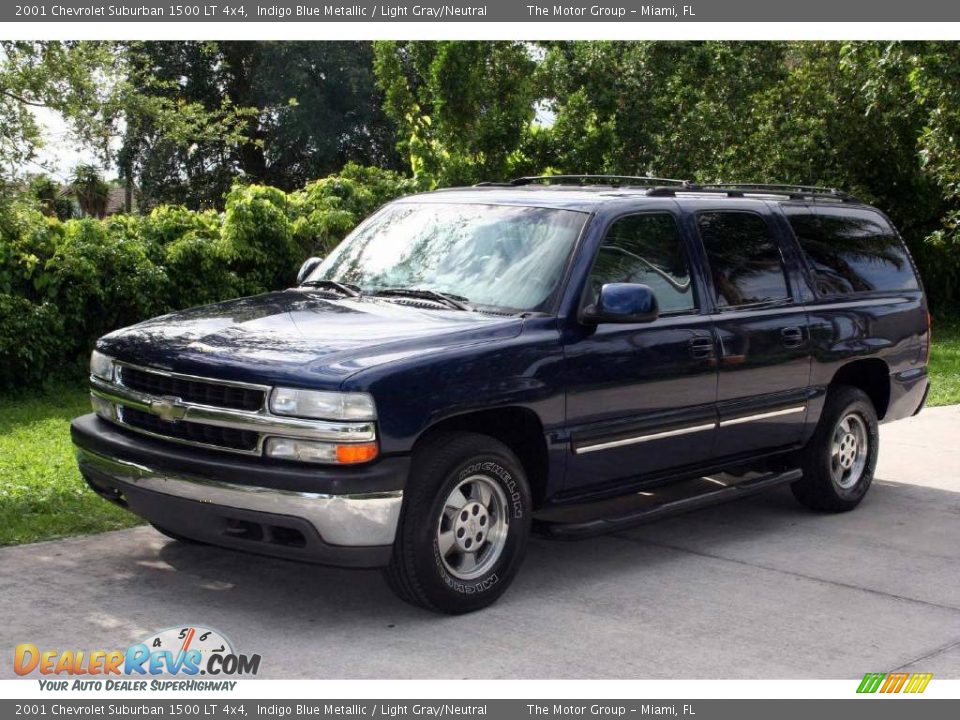 2001 Chevrolet Suburban 1500 LT 4x4 Indigo Blue Metallic / Light Gray/Neutral Photo #1