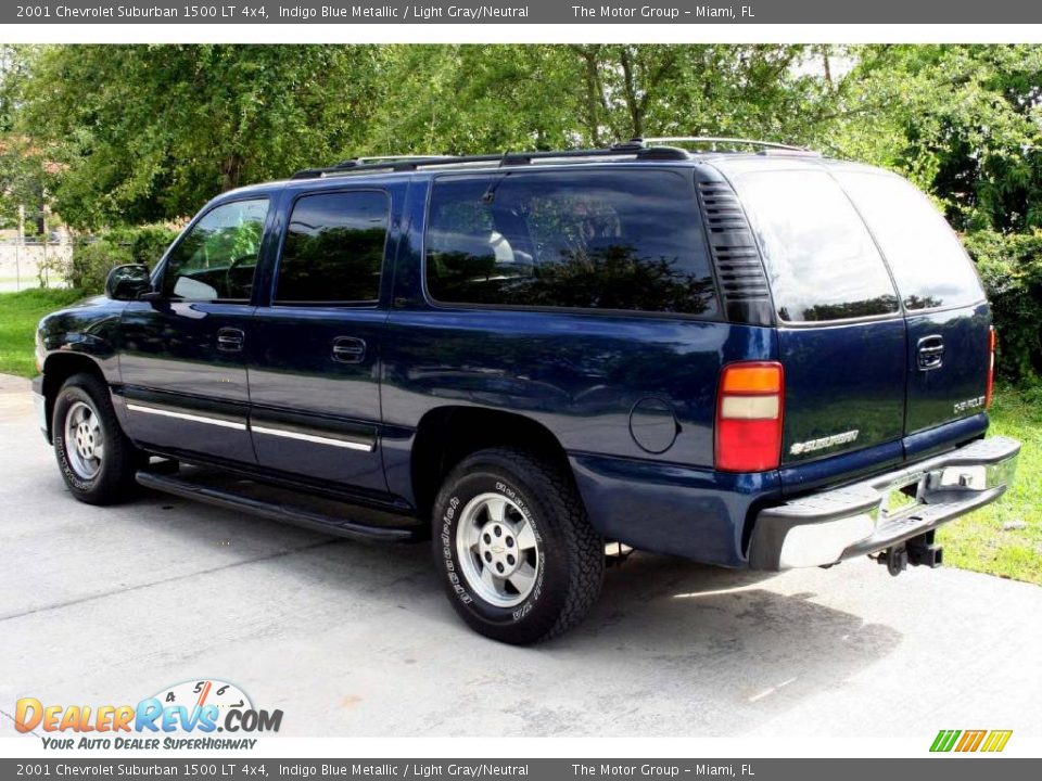 2001 Chevrolet Suburban 1500 LT 4x4 Indigo Blue Metallic / Light Gray/Neutral Photo #4