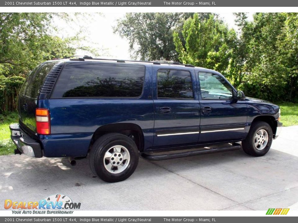 2001 Chevrolet Suburban 1500 LT 4x4 Indigo Blue Metallic / Light Gray/Neutral Photo #6