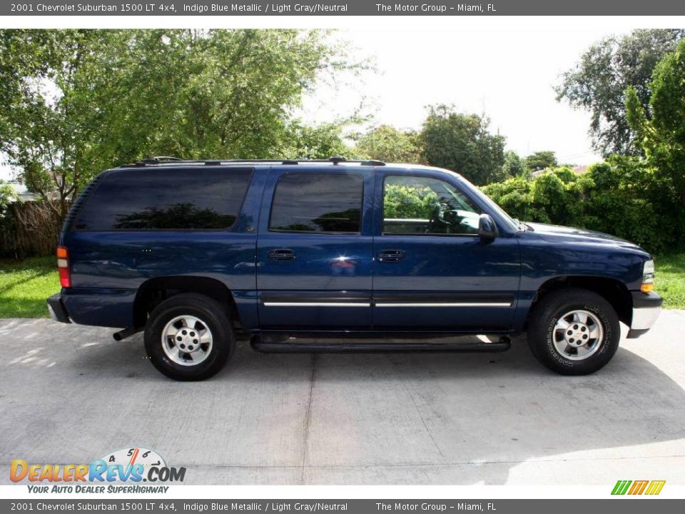 2001 Chevrolet Suburban 1500 LT 4x4 Indigo Blue Metallic / Light Gray/Neutral Photo #7