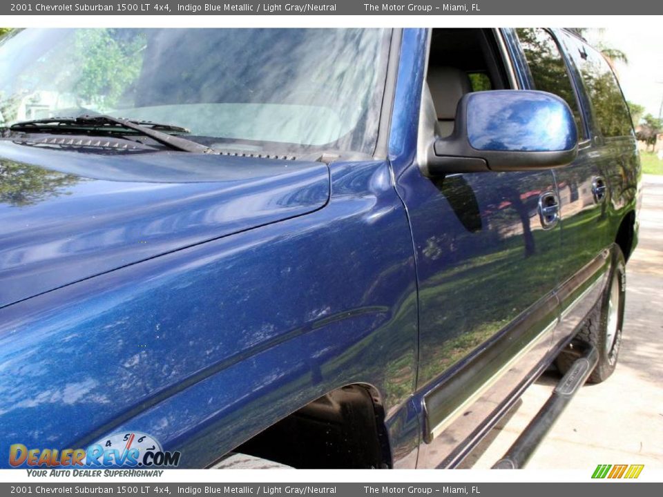 2001 Chevrolet Suburban 1500 LT 4x4 Indigo Blue Metallic / Light Gray/Neutral Photo #14