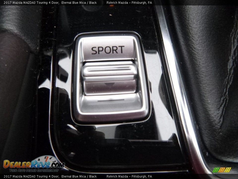 2017 Mazda MAZDA3 Touring 4 Door Eternal Blue Mica / Black Photo #18
