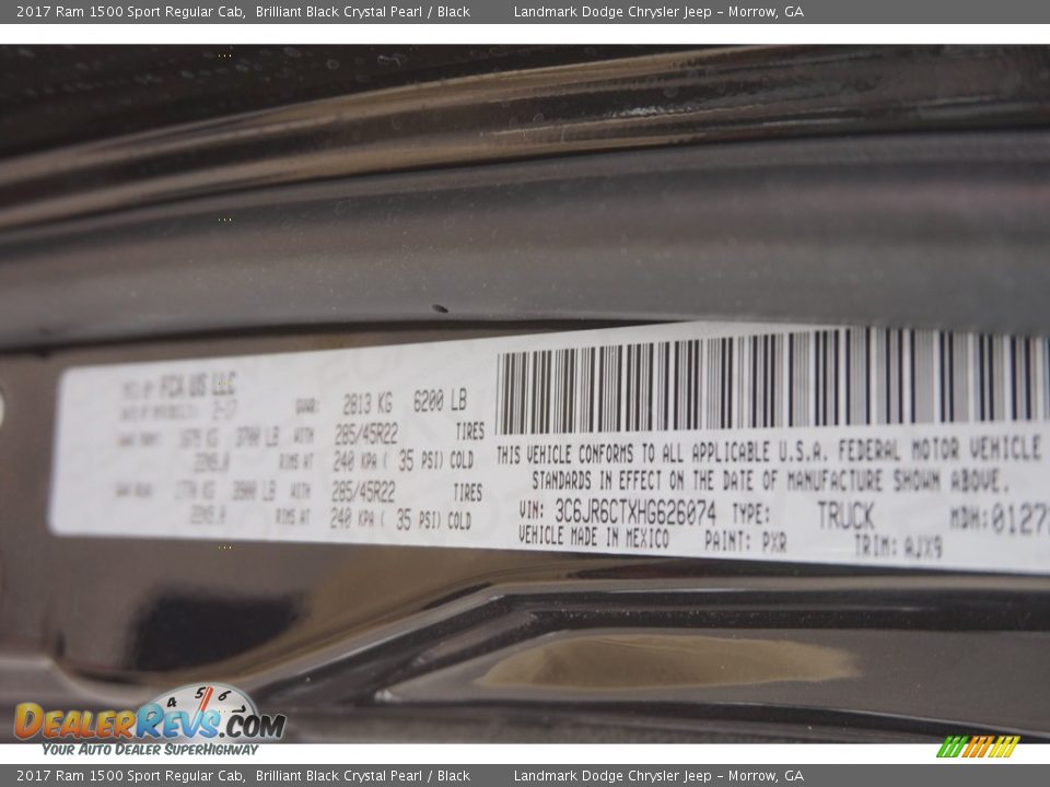 2017 Ram 1500 Sport Regular Cab Brilliant Black Crystal Pearl / Black Photo #10