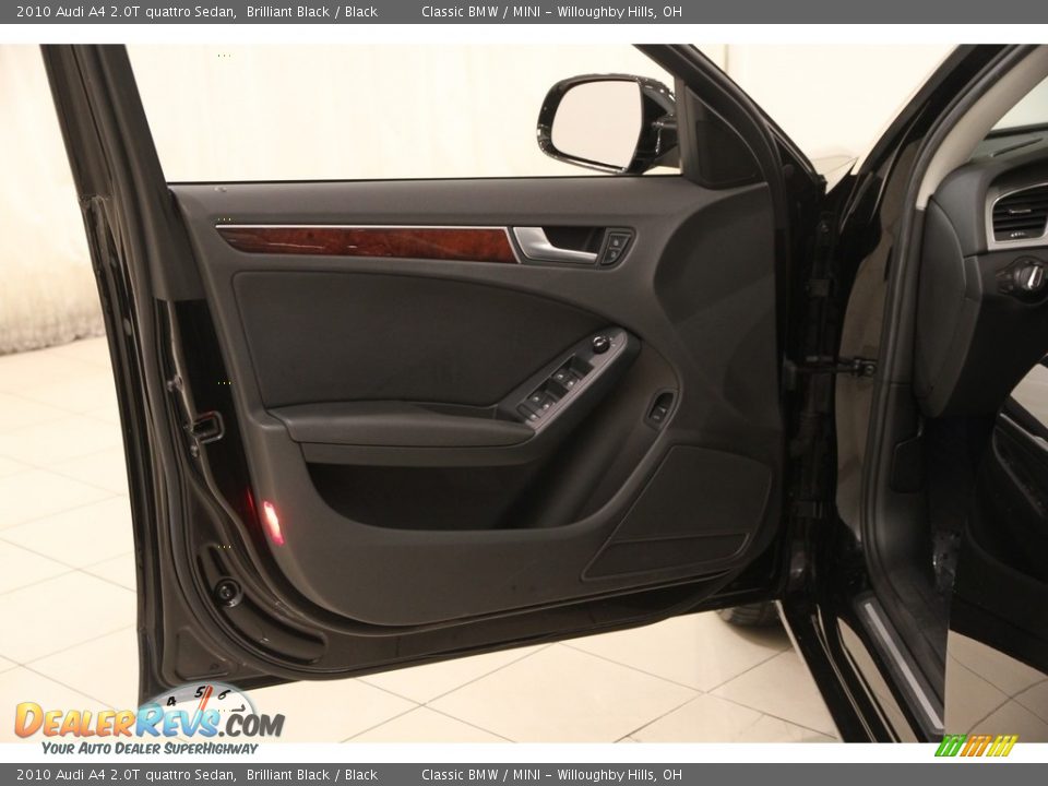2010 Audi A4 2.0T quattro Sedan Brilliant Black / Black Photo #4
